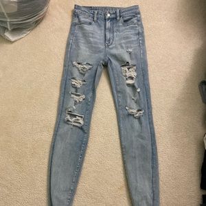 women AE jeans